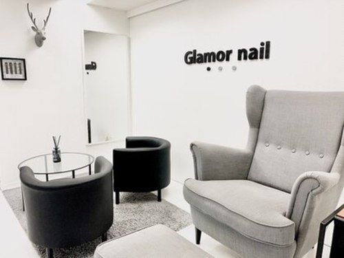 ランキング第2位はクチコミ数「3件」、評価「4.36」で「グラマーネイル(Glamor nail)」