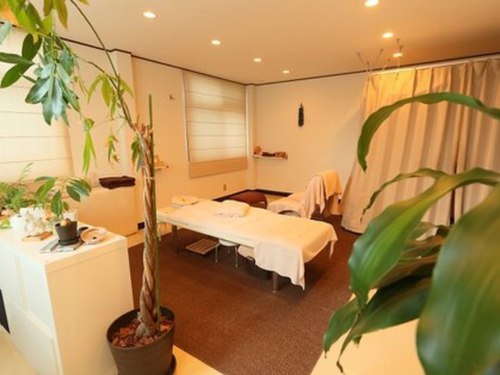 ボディケアとリフレクソロジーのお店 ラウラ(Laula)(神奈川県横須賀市日の出町1-7 大房ビル1F)