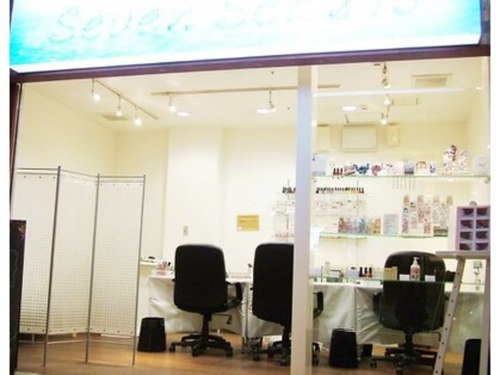 ネイルサロン セブンシーズ ナナサン(Nail Salon Seven Seas 73)(新潟県新潟市中央区南笹口1-1-1 ドンキホーテ1F)