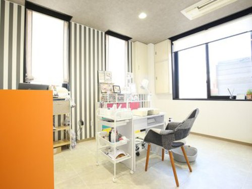 アンジュクレール(Ange Clair)(富山県高岡市京田83番地 FAIVIS 1F)