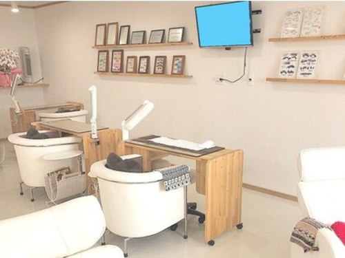 ネイルサロンスクール ハッピー(Happy)(長野県松本市村井町南4‐21-3)