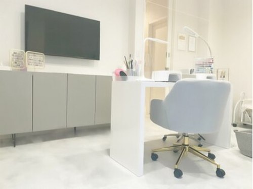 リナ ネイル(Linanails)(岐阜県岐阜市若福町【詳細を予約完了時に伝える】)