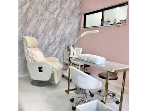 ネイルサロン ヴェルニ(nail salon vernis)(静岡県静岡市葵区瀬名川2-26-5-2)