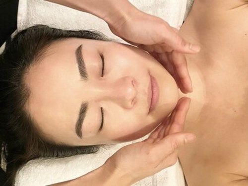 コスト(costes)(愛知県名古屋市中区錦3-22-24 ATS広小路ビル3F)
