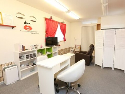 ディアネイル(DIA Nail)(愛知県名古屋市西区江向町1-4-1 2階)