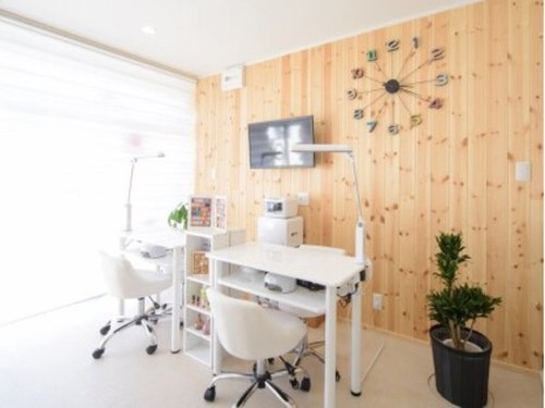 ネイル サロン クク(nail salon 99)(愛知県名古屋市中川区丹後町1‐42)