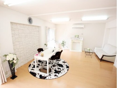 ネイルサロン フラン(NailSalon Franc)(愛知県名古屋市昭和区川名山町1-76)