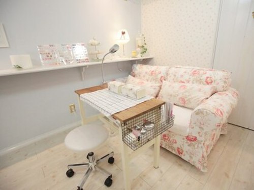 ネイルサロン ポンポネ(nailsalon pomponner)(愛知県名古屋市緑区桃山3‐1203)