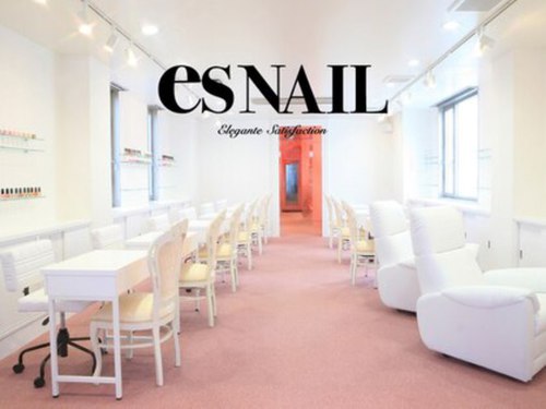 エスネイル 名古屋店(es NAIL)(愛知県名古屋市中区栄3-27-11 Loco栄ビル7F)