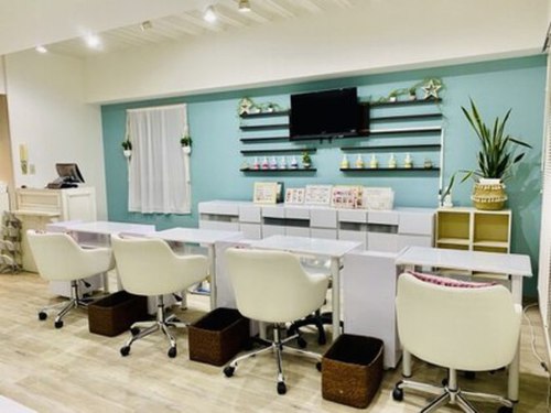 ウィッシュネイル 名古屋店(Wish Nail)(愛知県名古屋市中区栄3-24-13パークサイド寺井ビル5F-A)