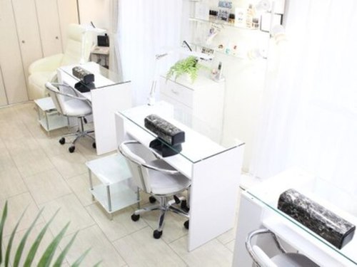 ネイルサロン アイル(nail salon i’ll)(愛知県名古屋市中区栄4-15-15 セントラルハイツ栄402号室)