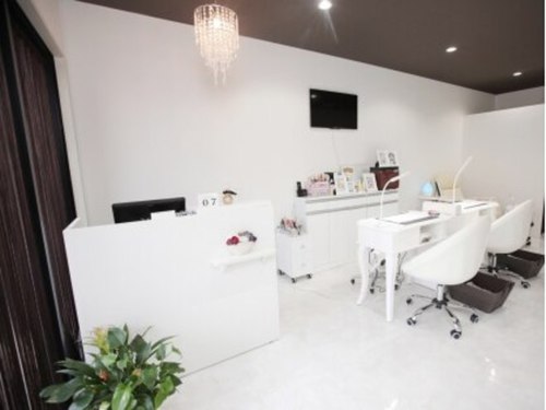 ネイルサロン ブランシュ(nailsalon Blanche)(愛知県名古屋市緑区鳴海町字向田176‐1 BELL B.L.D 2F)