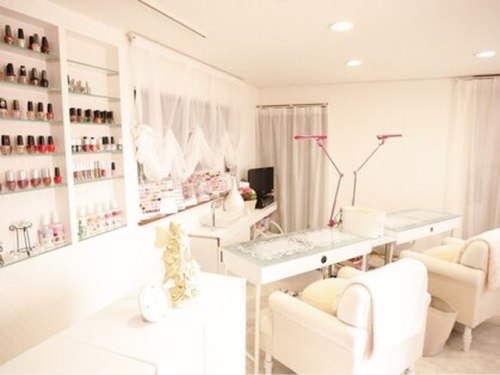 ネイルサロン ラメール(Nail Salon Lamel)(愛知県一宮市西大海道字東光寺26‐2‐2)