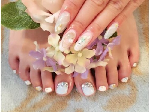 シェリ ネイル(Cherie Nail)(愛知県一宮市栄3-5-18 八木ビル3F)