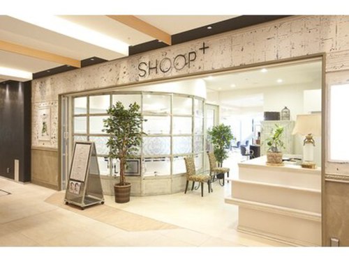 シューププラスネイル 尾張一宮駅前ビル アスティ一宮店(SHOOP plus)(愛知県一宮市栄3-1-2 尾張一宮駅前ビル1階 アスティ一宮内)