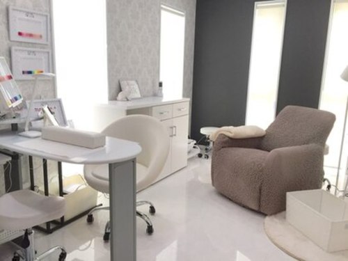 ネイルサロン ミルク(nail salon Milk)(三重県四日市市泊村1239-1)