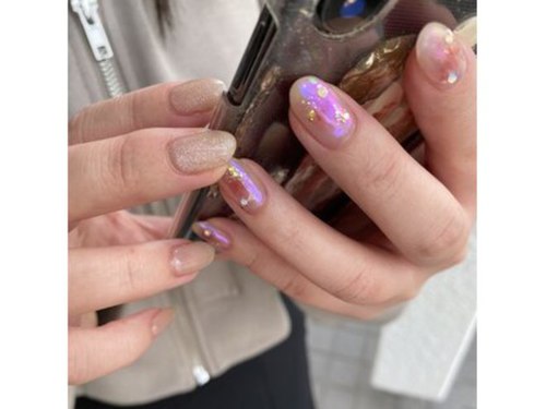 綾キラリネイル(Kirari Nail)(三重県鈴鹿市三日市3-1-15)