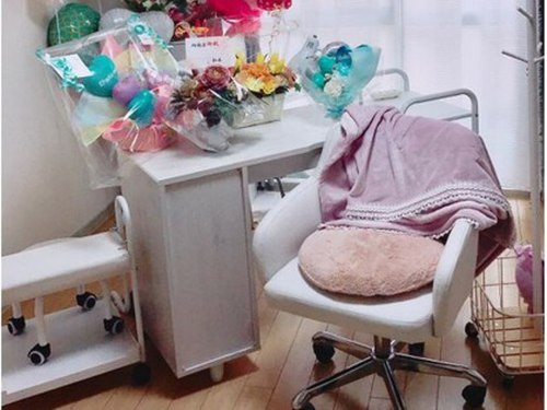 エハコ ネイル(Ehako nail)(京都府京都市西京区桂木ノ下町16-28 シャトレタカヤ 2階)