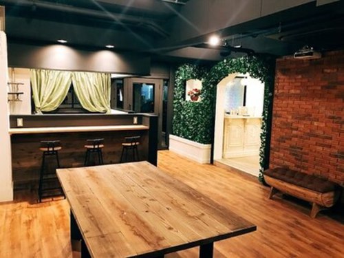 ジジ(Gizi)(京都府京都市伏見区新町4-465-5 マースリヴィエール1F)