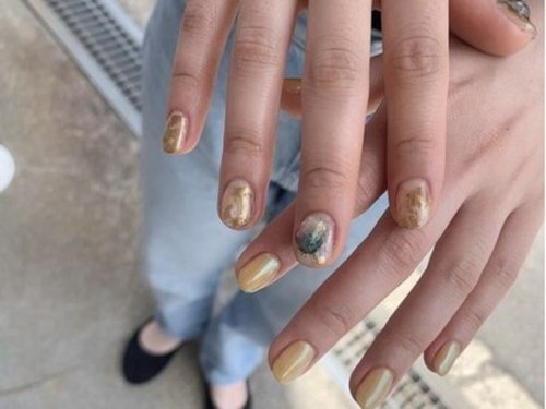 ネイルメゾン 梅田(NAIL MAISON)(大阪府大阪市北区芝田1-10-10芝田グランドビル303)