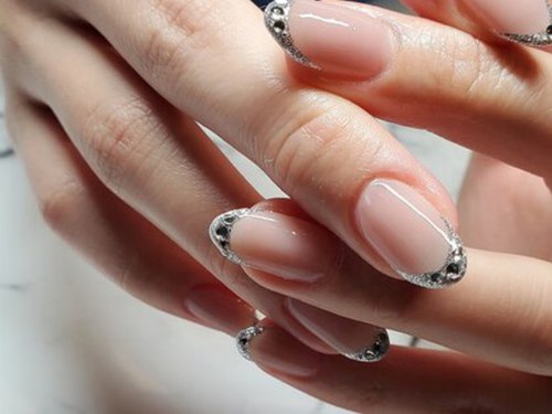 ネイルサロンブラン(nail salon BLANC)(大阪府大阪市中央区久太郎町2-4-16)