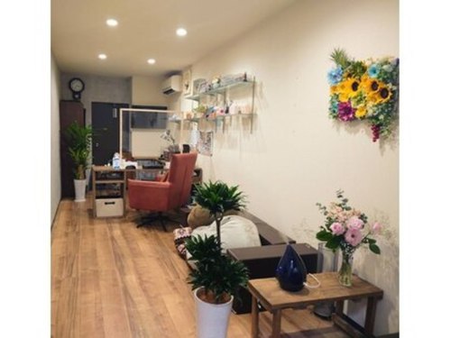ネイルスペース アスミー(nail_space_asmy)(大阪府大阪市西成区梅南1-2-16)