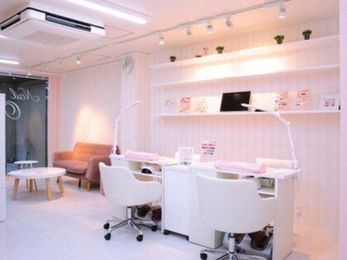ネイルオリーブ(Nail Olive)(大阪府大阪市中央区谷町6-15-21 1階)