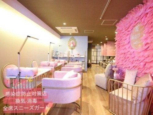 ミオ(mio)(大阪府大阪市中央区千日前1-9-12 千日前トマトビル6階)