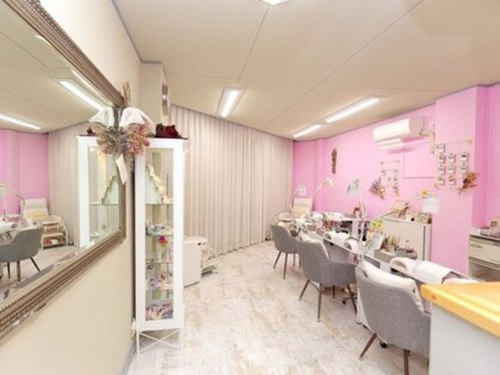 ステラビューティーサロン(STELLAR beauty salon)(大阪府大阪市北区中津1-13-13 西川ビル2F)