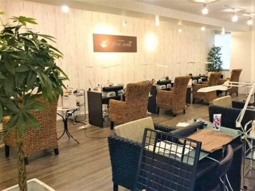 フリーネイル 本店(free nail)(大阪府大阪市西区北堀江1-1-18四ツ橋イーストビル5F)