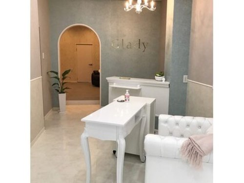 グラッディ(Glady)(大阪府大阪市港区波除3-7-17 オロヒルズビル弁天町1F)