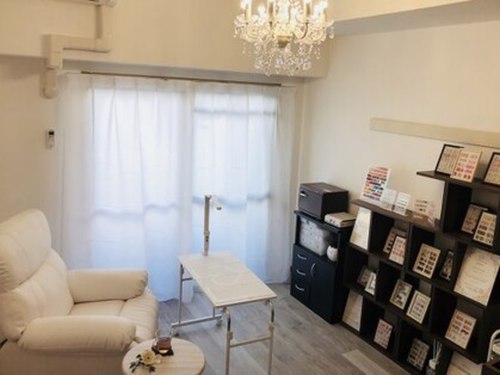 ネイルサロンノーブル(Noble)(大阪府大阪市天王寺区上本町6-9-2 アーバンシティ上本町204)