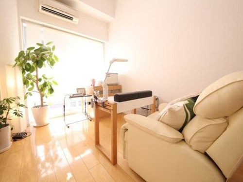 ネイルサロン ベリンダ(Nail Salon BELINDA)(大阪府大阪市中央区南船場4-10-13 HUQUE BLDG 62号室)
