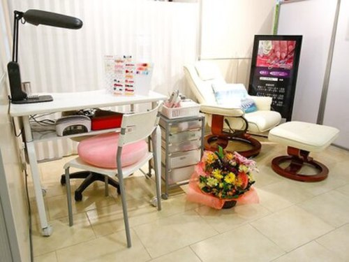 ジェットネイル 北浜店(JET NAIL)(大阪府大阪市中央区高麗橋1-7-3 ザキタハマプラザ4Fコナミスポーツ内)
