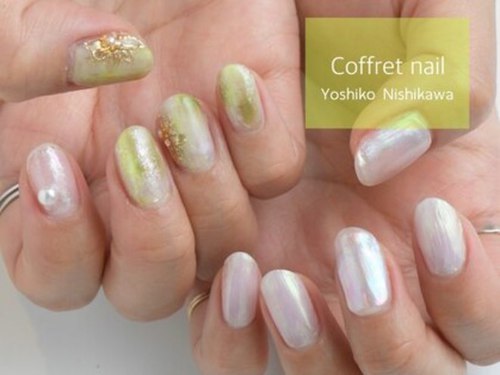 ネイルサロン コフレ 西中島店(Nail Salon Coffret)(大阪府大阪市淀川区西中島3-10-13 物産ビル2F(美容室ソワンドゥ ブレス カルム内))