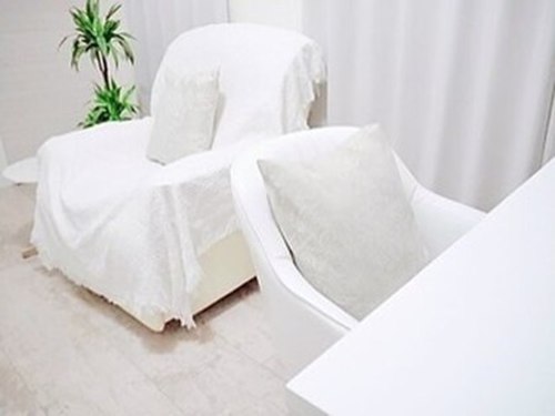 モントネイル(Mont nail)(大阪府大阪市中央区玉造 *プライベートサロンのためご予約の際住所の詳細をお伝えいたします。)