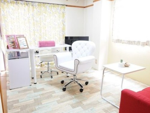 パイナップルピース(Pineapple Peace)(大阪府堺市堺区中之町西2-1-22 パルテ堺401)