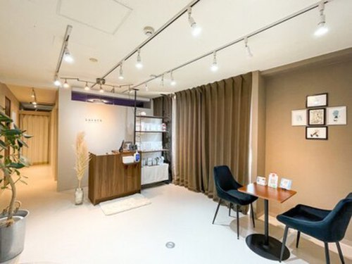 ルルカ コガオ エステ(LuLuca KOGAO エステ)(大阪府豊中市螢池東町1-6-3 浜徳ビル3F)
