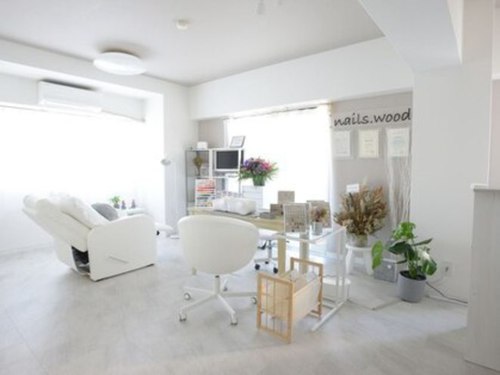 ネイルズウッド(Nails.wood)(大阪府吹田市春日1-1-1 TATUMI緑地公園606)