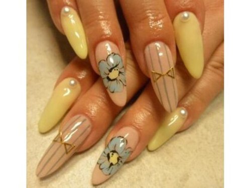 カリーナ ネイル プラス(Carina nail+)(大阪府吹田市内本町2-22-9 ※詳細住所はご予約後にお伝え致します。)
