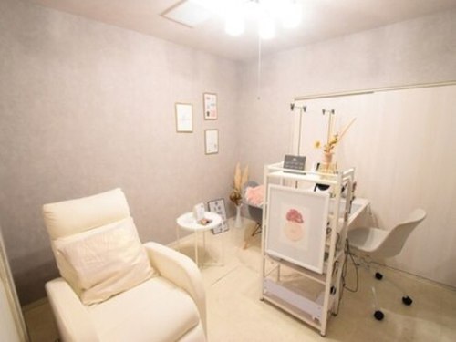 ネイルリー(NAIL RY.)(大阪府泉大津市東助松町1-13-8 select shop line 2F)