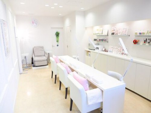 ネイルサロンナエマ(Nail Salon Nahema)(大阪府高槻市芥川町1-15-14)