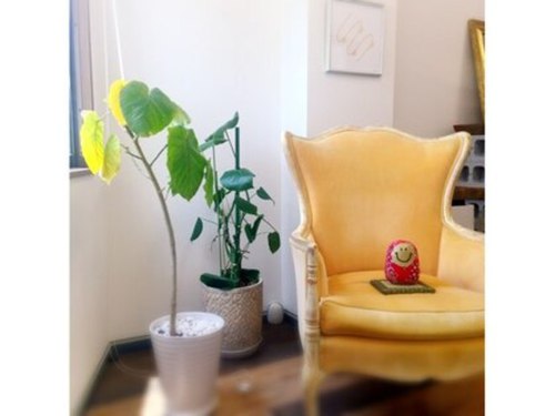 ネイルサロン アップルブロッサム(nail salon Apple Blossom)(大阪府高槻市高槻町1-23 ネオトキワビル1F)