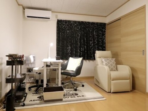 クォーツ(Quartz)(大阪府河内長野市木戸3-41-15 プラザサカイ203)