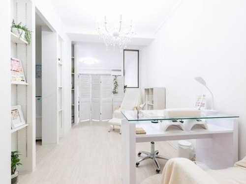 サロン リコ(salon RICO)(大阪府和泉市府中町8-2-12 ラテラス和泉府中208号室)