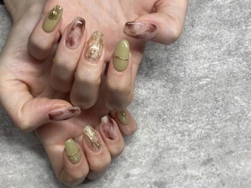レア ネイル(lea nail)(大阪府門真市泉町7-18 立京弐番館2-A)