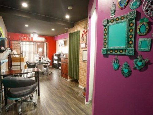 アウトプットネイルサロン(Out put nail salon)(兵庫県神戸市兵庫区羽坂通3-7-4 リアライズ羽坂通201)