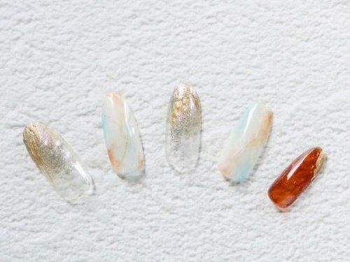 コロンネイル(Colon Nail)(島根県出雲市大津新崎町6-43崎前ビル102号室)