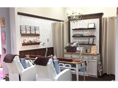 ネイルバイビューティー ゆめタウン徳山店(NAIL by Beauty)(山口県周南市青山町1-18 ゆめタウン徳山2F)
