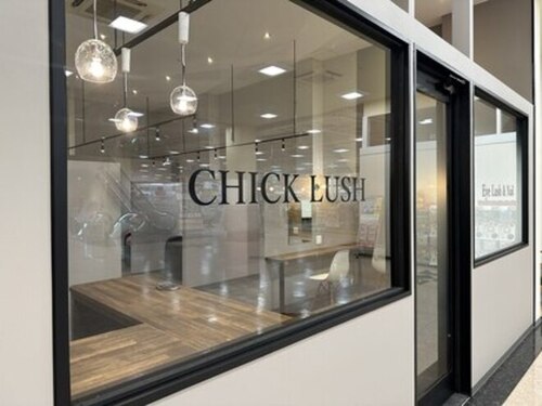 睫毛エクステアンドアロマ チックラッシュ(CHICK LUSH)(徳島県徳島市西新浜町1-6-1 マルナカ徳島店2F)
